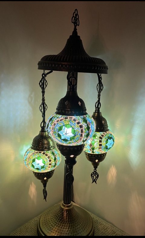 Emerald Trio Three-Globe Tree Lamp, lit